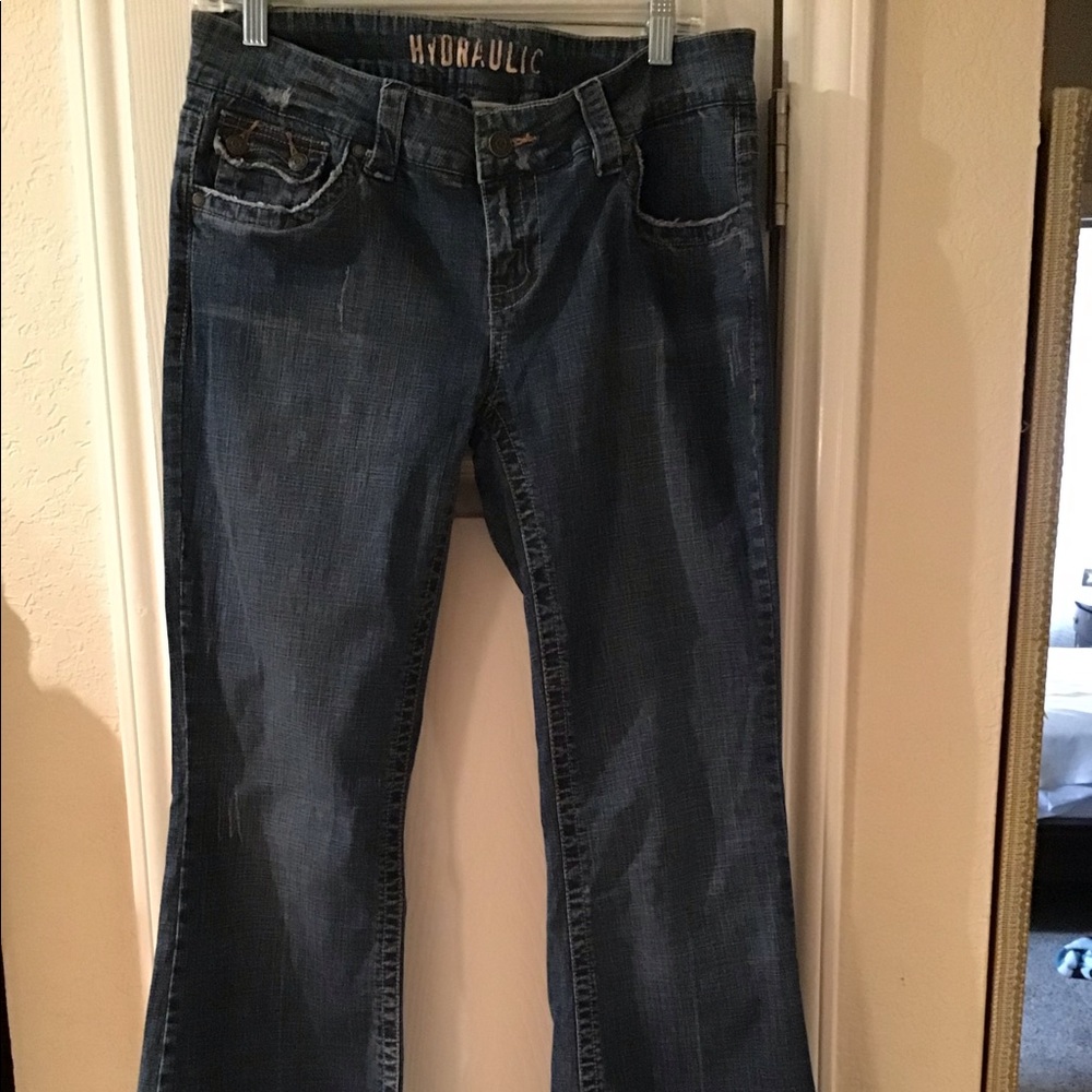 HYDRAULIC JEANS: slight stretch flare bottom
